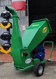 Cippatore pro con motore indipendente 15 CV