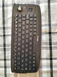 Tastiera completa di mouse Trust 