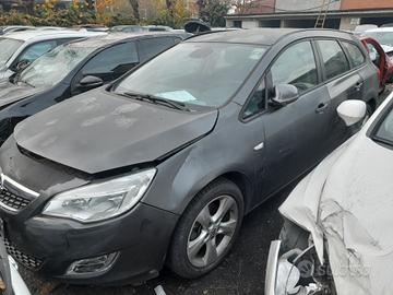 OPEL ASTRA STATION WAGON 2011