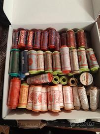 Set n. 155 spolette assortite filo da cucire