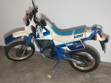 SUZUKI DJEBEL 600