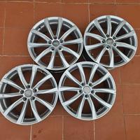 Cerchi in lega 18" MAK con Logo Audi