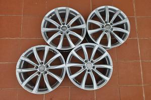 Cerchi in lega 18" MAK con Logo Audi