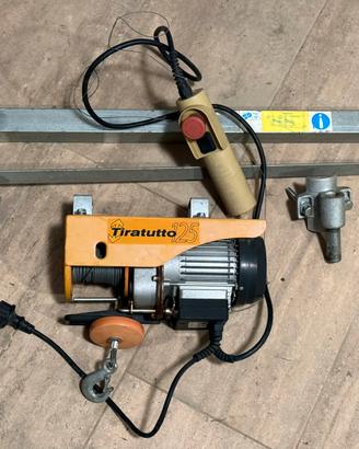 Tiratutto HT 125 (montacarichi)