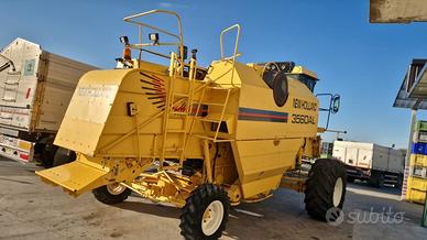 Mietitrebbia New holland 3560AL