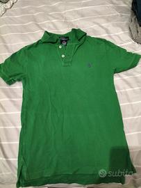 t-shirt polo