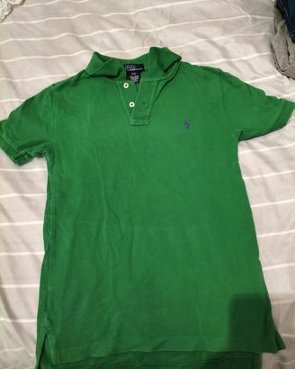 t-shirt polo
