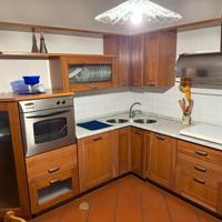 Cucina completa in legno massello