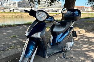piaggio liberty 125