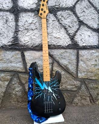 Bellissim Chitarra basso Applause unico al mondo