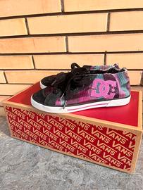 Scarpe DC Shoes modello Converse