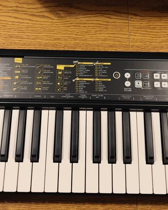 Yamaha PSR F52 