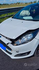 FORD Fiesta 6ª serie - 2016