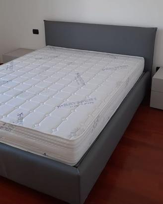 Letto matrimoniale contenitore 160×210 + comodini