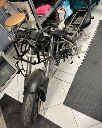 Ricambi per Ducati SS 750 anno 2001