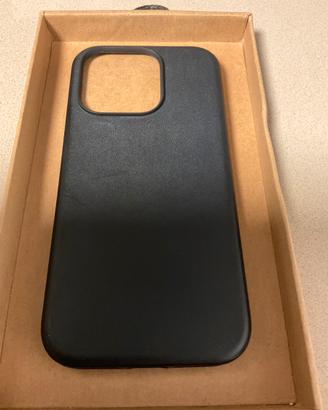 Cover in pelle Nomad iphone 15 Pro