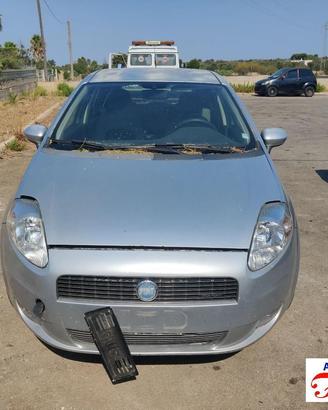 FIAT GRANDE PUNTO 199 1.3 D MULTIJET / ricambi
