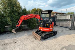 E197 ESCAVATORE 20 q KUBOTA GIROSAGOMA