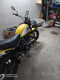 SCRAMBLER DUCATI 800