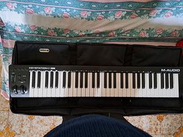 M-AUDIO 61 midi 61 keyboard