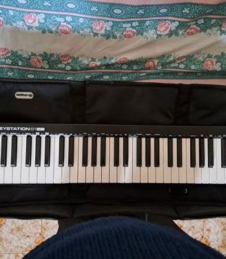 M-AUDIO 61 midi 61 keyboard