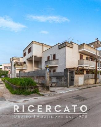 Immobile con terrazzino via dante 264, San Cesario