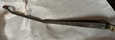 Braccio tergicristallo anteriore sx Fiat 600