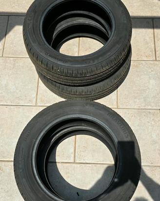 4 pneumatici Barum R15 