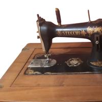 Macchina da cucire Stucchi