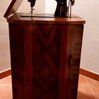 Macchina da cucire anni 60, congegno a pedale .