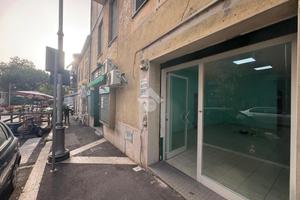 NEGOZIO A GENZANO DI ROMA