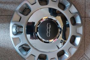 Borchie originali Fiat 500 da 15 pollici