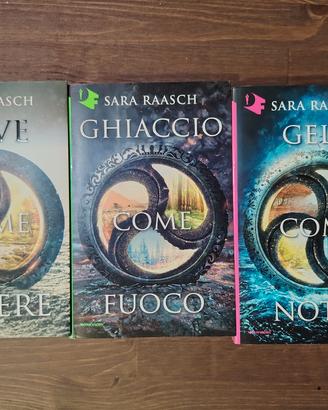 saga di Sara Raasch