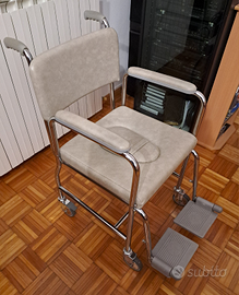Sedia a rotelle per anziani