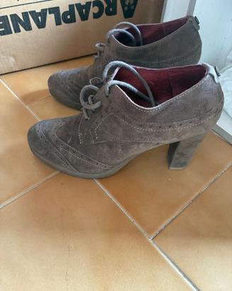 Scarponcino in camoscio tortora come nuovo