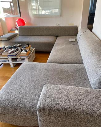 Divano Moroso Lowland di Patricia Urquiola