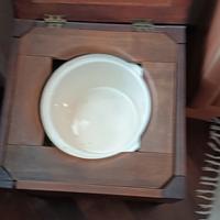 Mobiletto porta wc antico