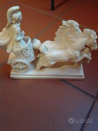 STATUINA Soldato romano Biga trainata da cavalli