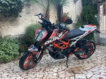 KTM Duke 390