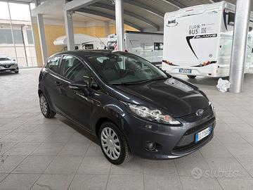 Ford Fiesta 1,4 TdCi TITANIUM- 3p NEOPATENTATI