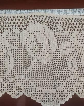 **Mantovana a Filet in Cotone Écru – Rose