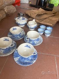 Servizio da tè/caffè in porcellana bianca e blu