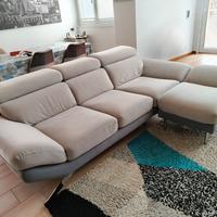Divano angolare con chaise longue removibile 
