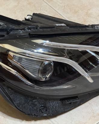 Faro anteriore LED per Classe E serie W213