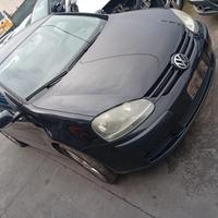 Ricambio usati Volkswagen golf 5 anno 2004 - cil. 