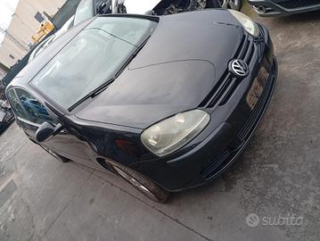 Ricambio usati Volkswagen golf 5 anno 2004 - cil. 
