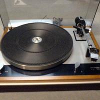 Giradischi Vintage Hi-Fi acquistasi ricercasi