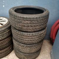 Gomme auto