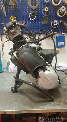 Piaggio MP3 300 Hybrid motore completo