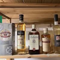 Bottiglia grappa whisky